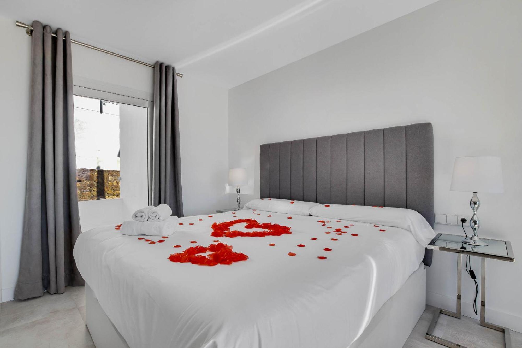 Caminito Rey & Banderas Spa Relax Carratraca Exterior photo
